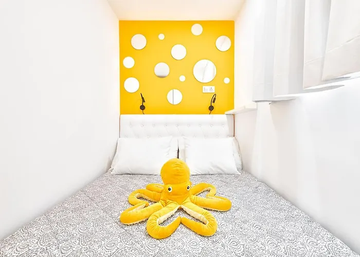 Pulpo Amarillo بلايا ديل إنغلز