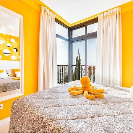 Pulpo Amarillo 플라야 델 잉글스